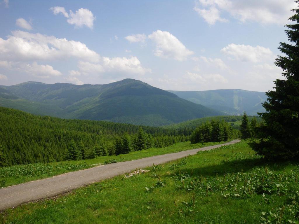 Отель Horska Chata Sedmidoli Шпиндлерув-Млин Экстерьер фото